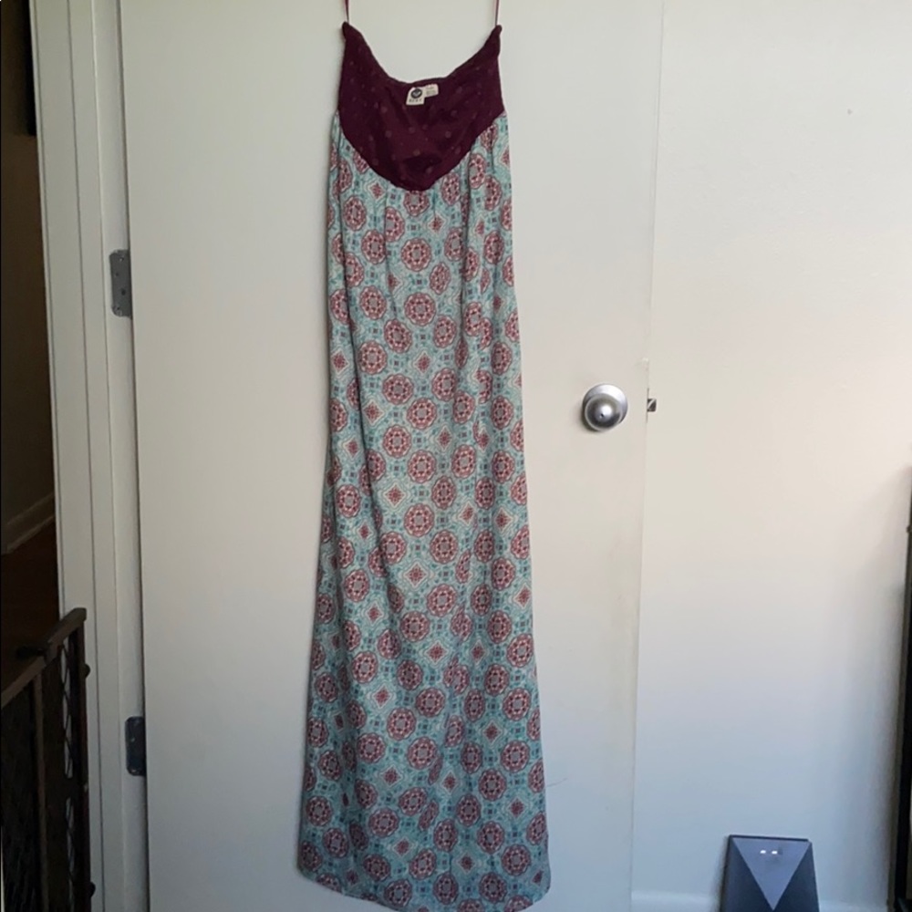 Woman’s maxi dress, Roxy brand